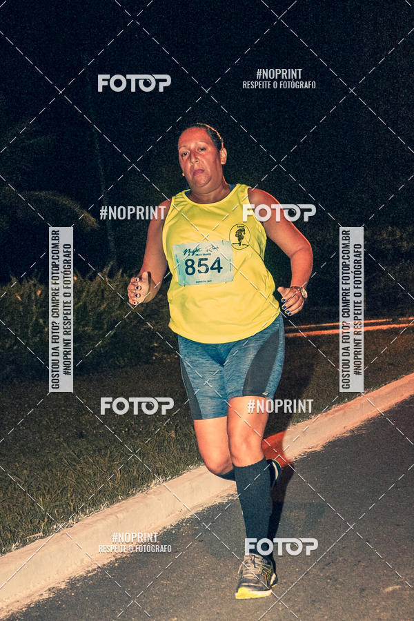 Buy your photos of the eventNight Run 5K 10K Praia Grande on Fotop