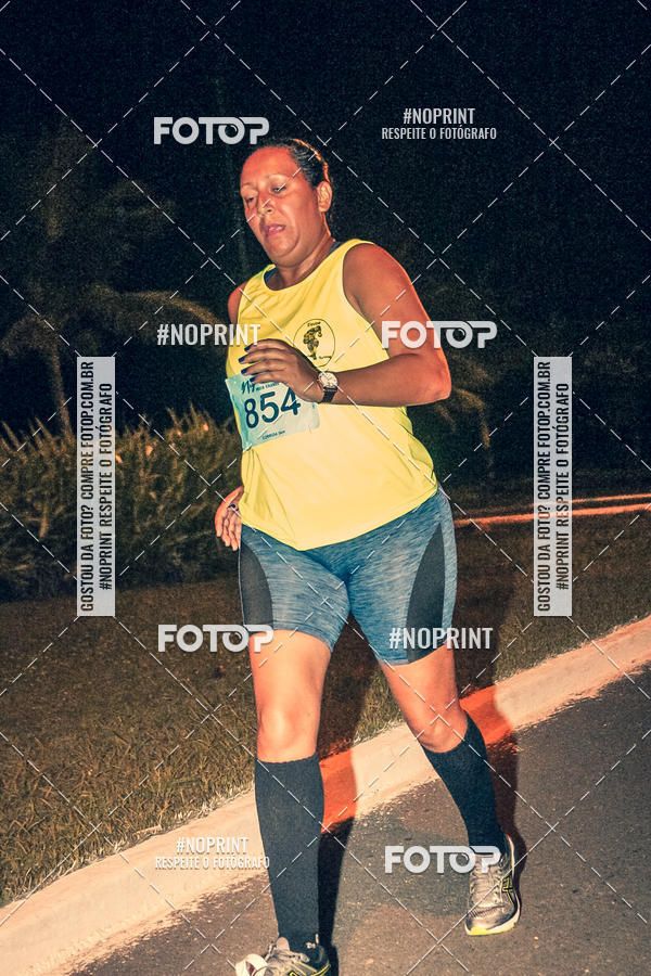 Buy your photos of the eventNight Run 5K 10K Praia Grande on Fotop