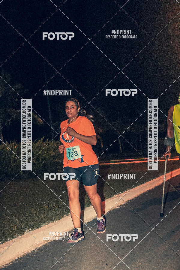 Buy your photos of the eventNight Run 5K 10K Praia Grande on Fotop