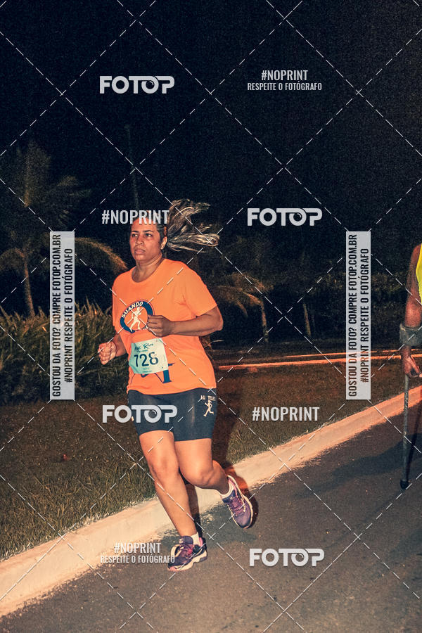 Buy your photos of the eventNight Run 5K 10K Praia Grande on Fotop
