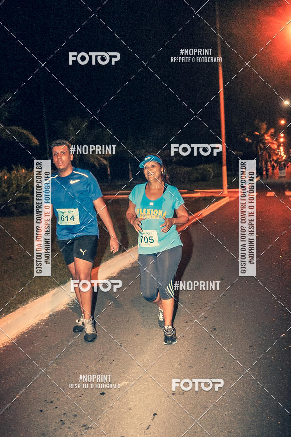 Buy your photos of the eventNight Run 5K 10K Praia Grande on Fotop