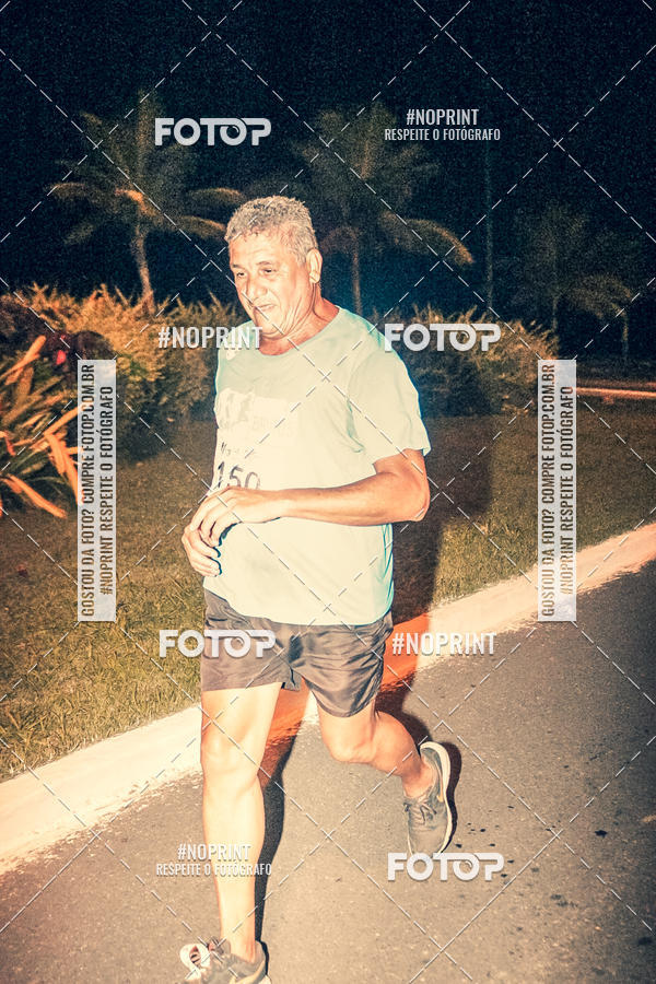 Buy your photos of the eventNight Run 5K 10K Praia Grande on Fotop