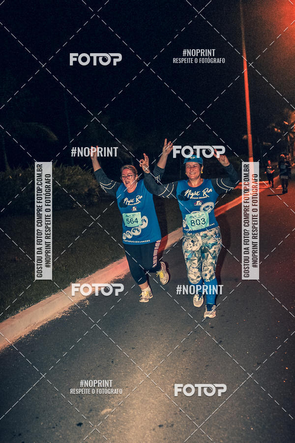 Buy your photos of the eventNight Run 5K 10K Praia Grande on Fotop