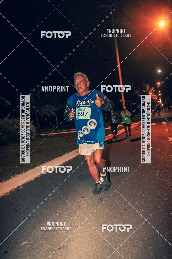 Buy your photos of the eventNight Run 5K 10K Praia Grande on Fotop