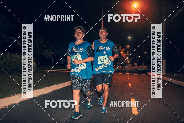 Buy your photos of the eventNight Run 5K 10K Praia Grande on Fotop