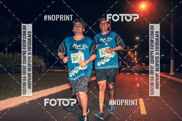 Buy your photos of the eventNight Run 5K 10K Praia Grande on Fotop