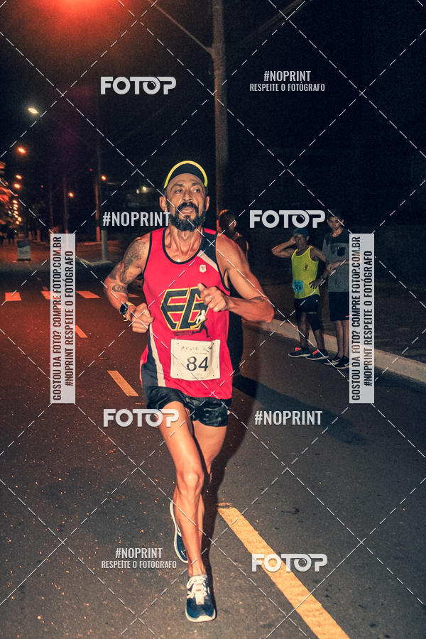 Buy your photos of the eventNight Run 5K 10K Praia Grande on Fotop
