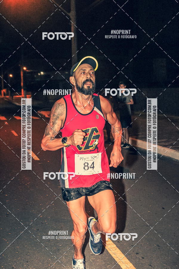 Buy your photos of the eventNight Run 5K 10K Praia Grande on Fotop