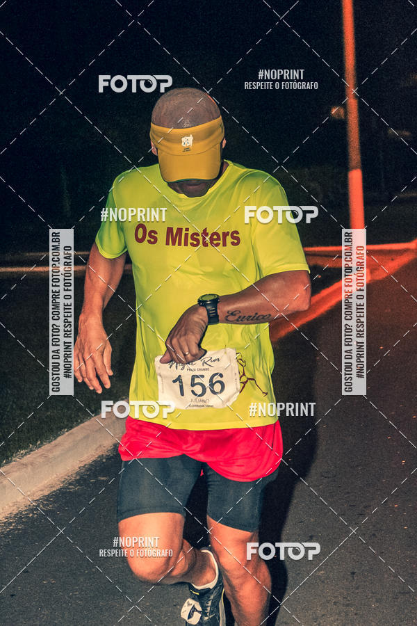 Buy your photos of the eventNight Run 5K 10K Praia Grande on Fotop