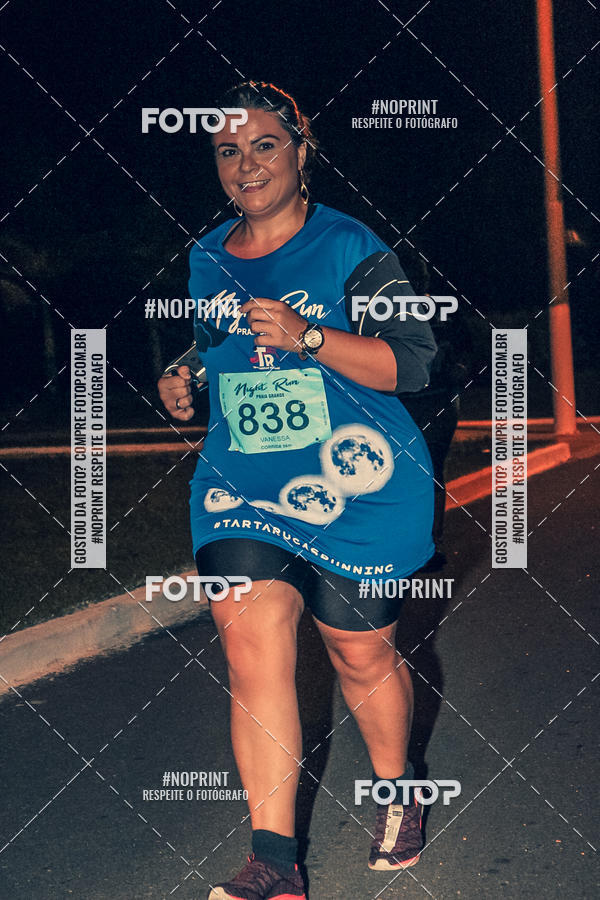Buy your photos of the eventNight Run 5K 10K Praia Grande on Fotop