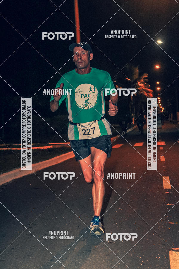Buy your photos of the eventNight Run 5K 10K Praia Grande on Fotop