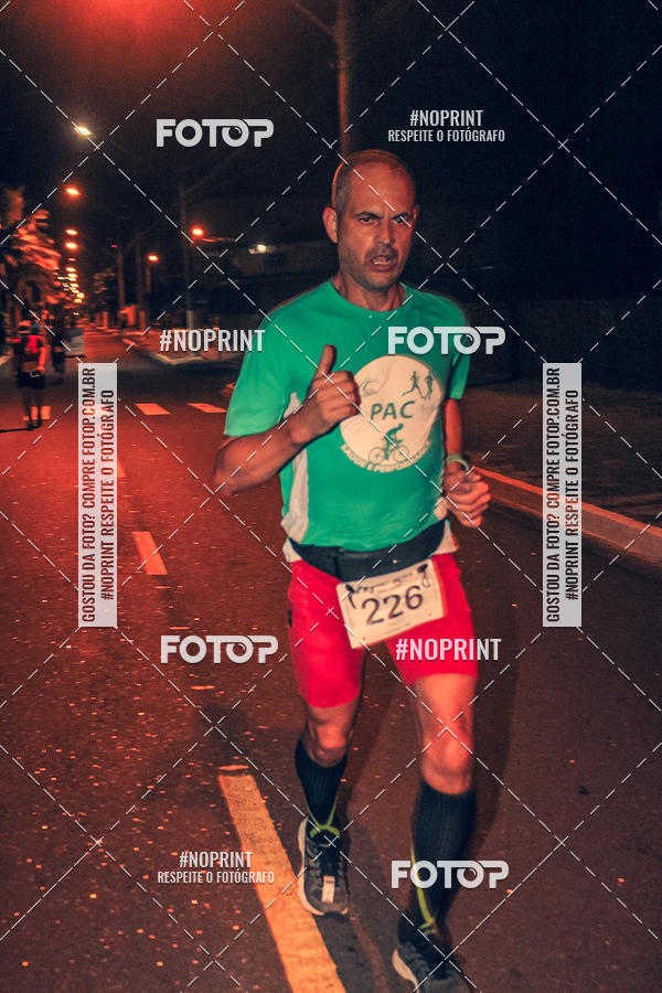 Buy your photos of the eventNight Run 5K 10K Praia Grande on Fotop