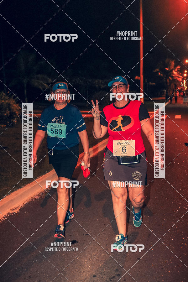 Buy your photos of the eventNight Run 5K 10K Praia Grande on Fotop