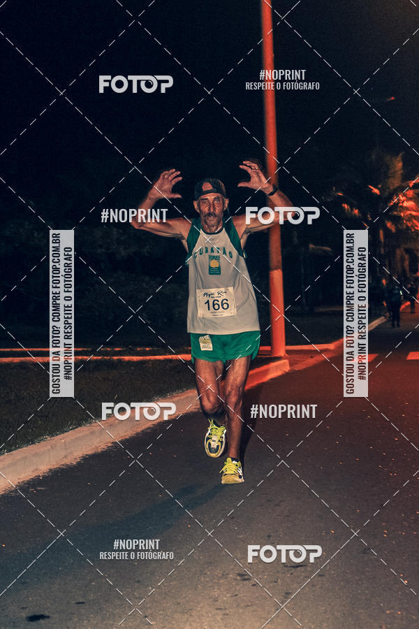 Buy your photos of the eventNight Run 5K 10K Praia Grande on Fotop