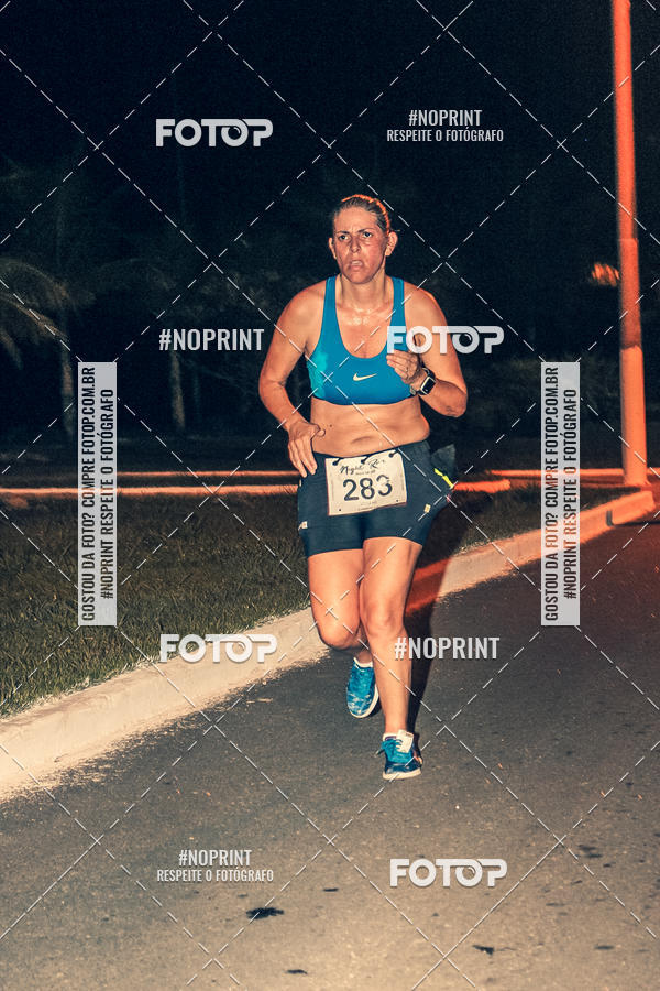 Buy your photos of the eventNight Run 5K 10K Praia Grande on Fotop