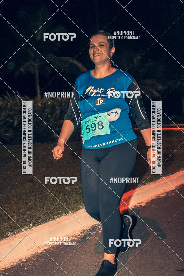 Buy your photos of the eventNight Run 5K 10K Praia Grande on Fotop