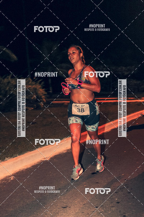 Buy your photos of the eventNight Run 5K 10K Praia Grande on Fotop