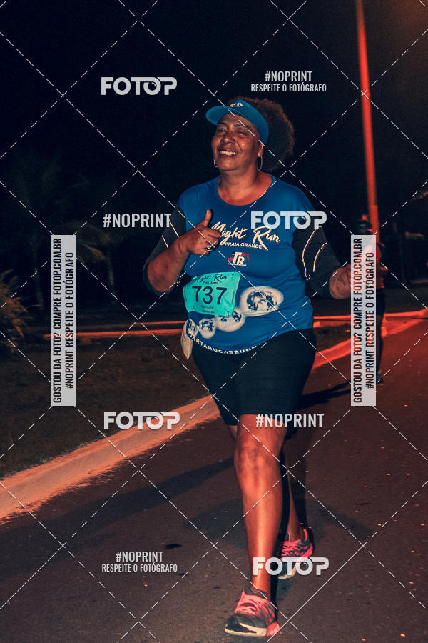 Buy your photos of the eventNight Run 5K 10K Praia Grande on Fotop