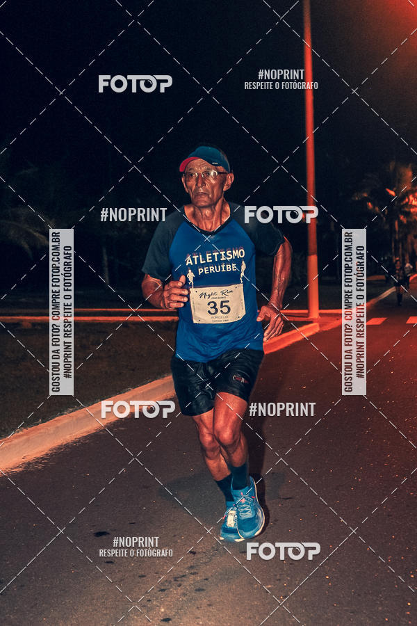 Buy your photos of the eventNight Run 5K 10K Praia Grande on Fotop