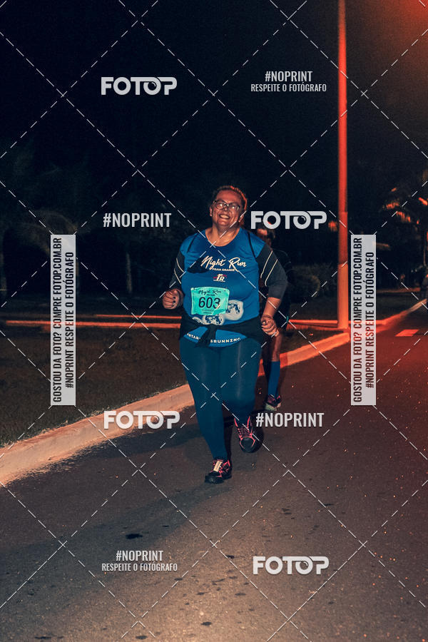 Buy your photos of the eventNight Run 5K 10K Praia Grande on Fotop