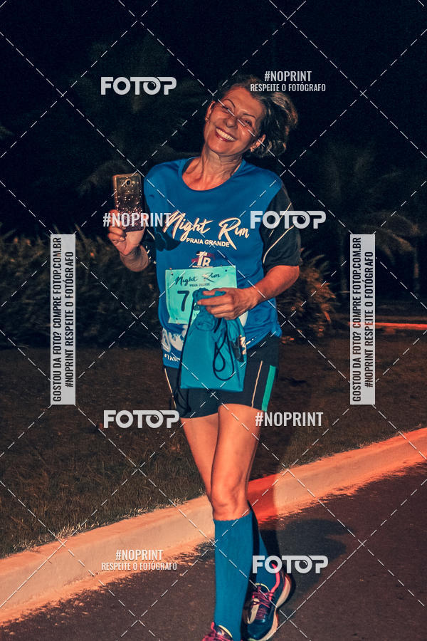 Buy your photos of the eventNight Run 5K 10K Praia Grande on Fotop