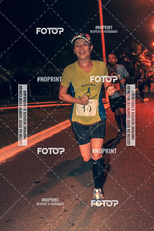Buy your photos of the eventNight Run 5K 10K Praia Grande on Fotop