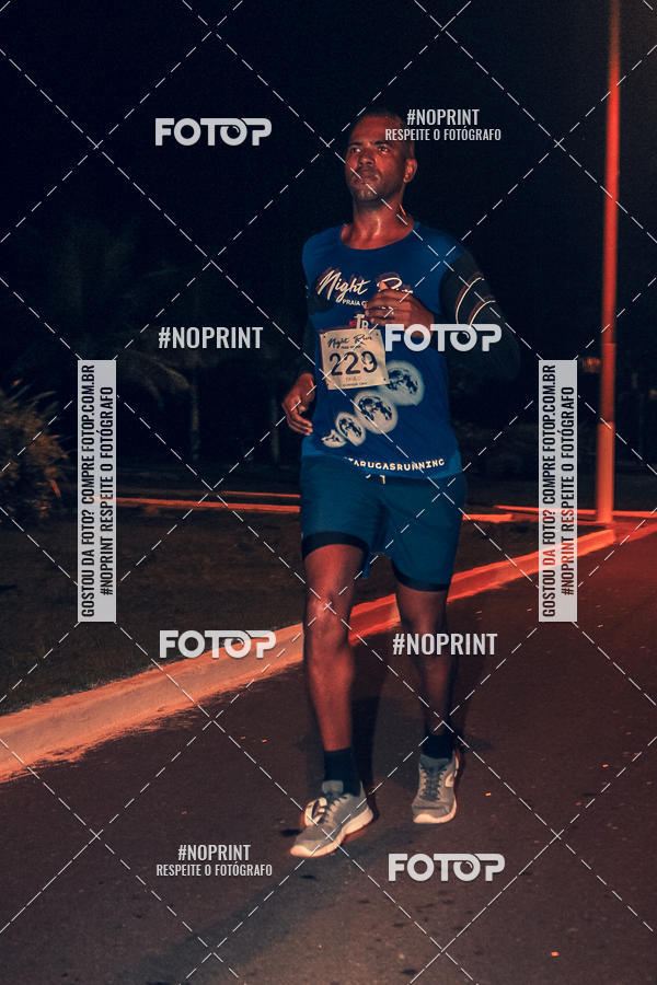Buy your photos of the eventNight Run 5K 10K Praia Grande on Fotop