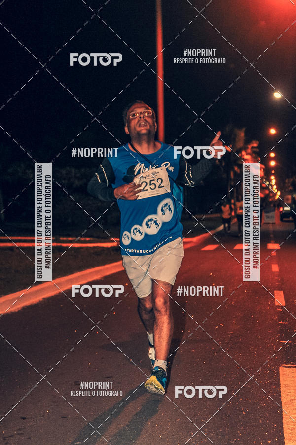 Buy your photos of the eventNight Run 5K 10K Praia Grande on Fotop