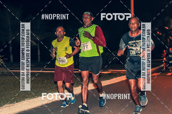 Buy your photos of the eventNight Run 5K 10K Praia Grande on Fotop