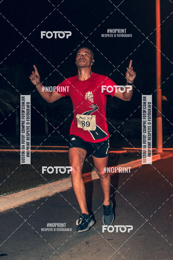 Buy your photos of the eventNight Run 5K 10K Praia Grande on Fotop