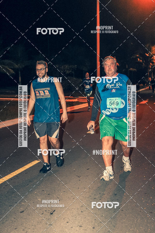 Buy your photos of the eventNight Run 5K 10K Praia Grande on Fotop