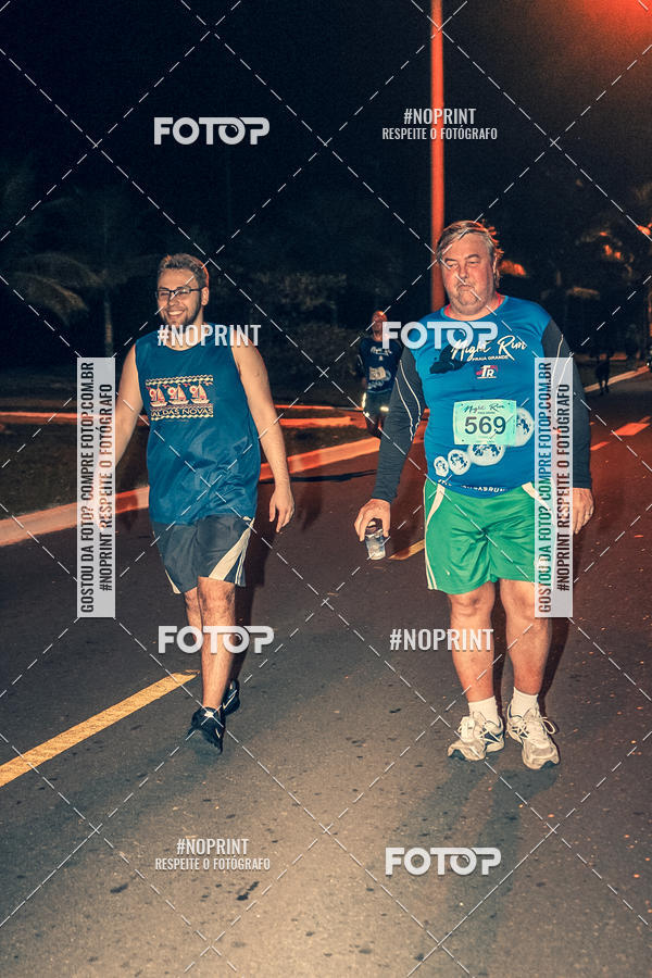 Buy your photos of the eventNight Run 5K 10K Praia Grande on Fotop