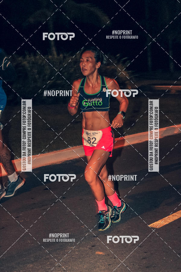 Buy your photos of the eventNight Run 5K 10K Praia Grande on Fotop