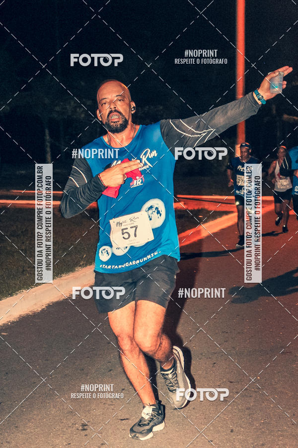 Buy your photos of the eventNight Run 5K 10K Praia Grande on Fotop