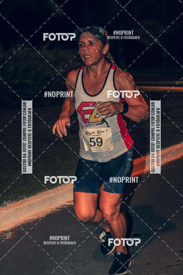 Buy your photos of the eventNight Run 5K 10K Praia Grande on Fotop
