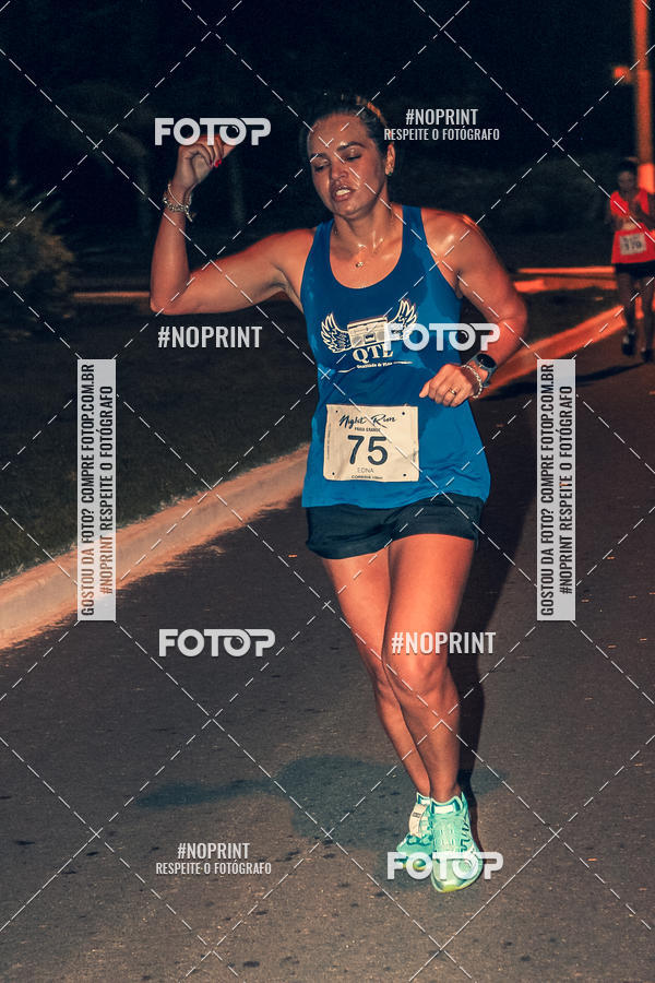 Buy your photos of the eventNight Run 5K 10K Praia Grande on Fotop