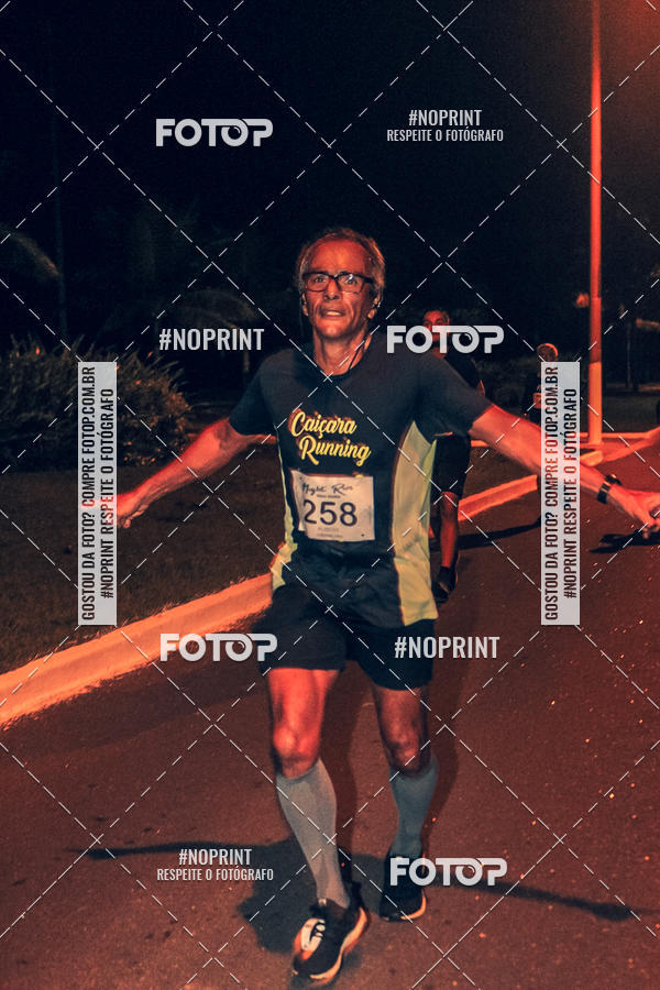 Buy your photos of the eventNight Run 5K 10K Praia Grande on Fotop