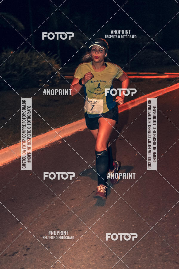 Buy your photos of the eventNight Run 5K 10K Praia Grande on Fotop