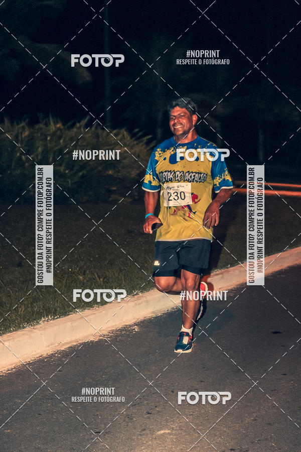 Buy your photos of the eventNight Run 5K 10K Praia Grande on Fotop