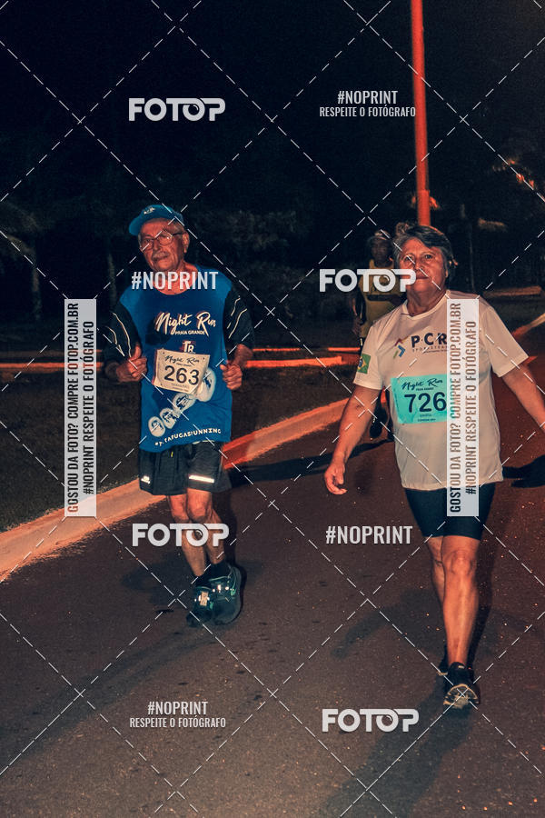 Buy your photos of the eventNight Run 5K 10K Praia Grande on Fotop