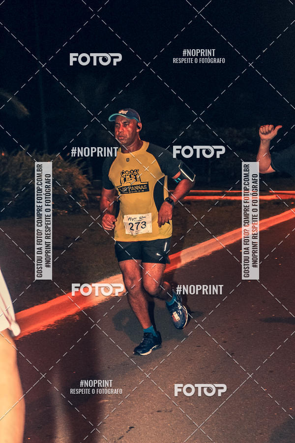 Buy your photos of the eventNight Run 5K 10K Praia Grande on Fotop