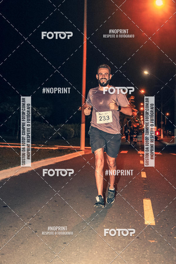 Buy your photos of the eventNight Run 5K 10K Praia Grande on Fotop
