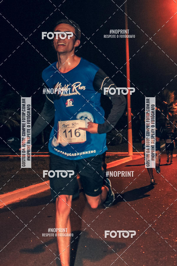 Buy your photos of the eventNight Run 5K 10K Praia Grande on Fotop