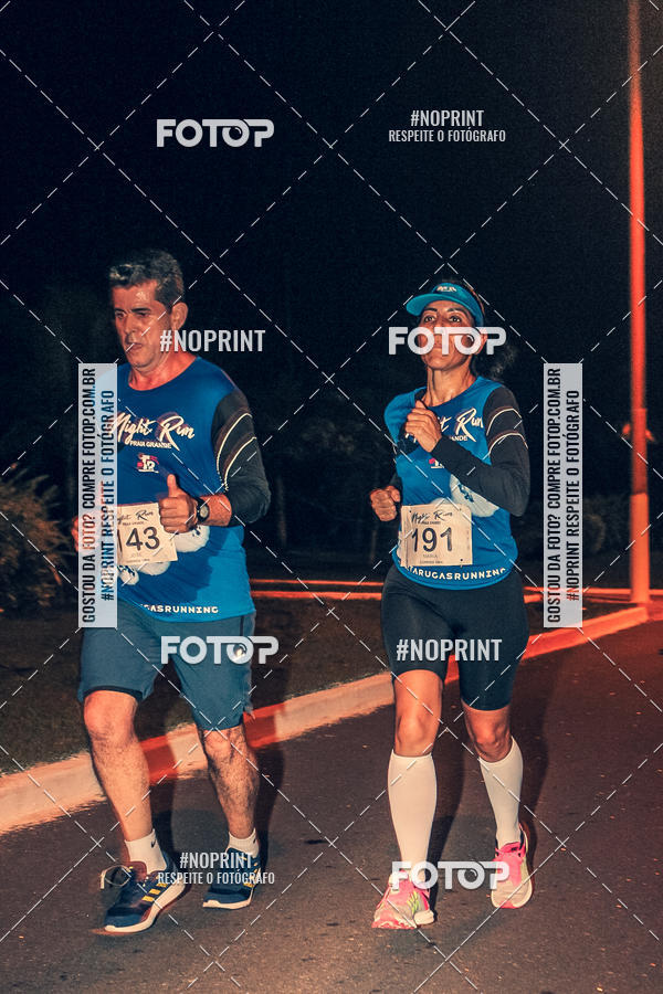 Buy your photos of the eventNight Run 5K 10K Praia Grande on Fotop
