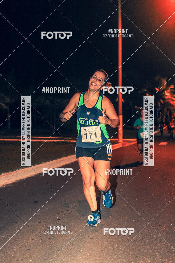 Buy your photos of the eventNight Run 5K 10K Praia Grande on Fotop