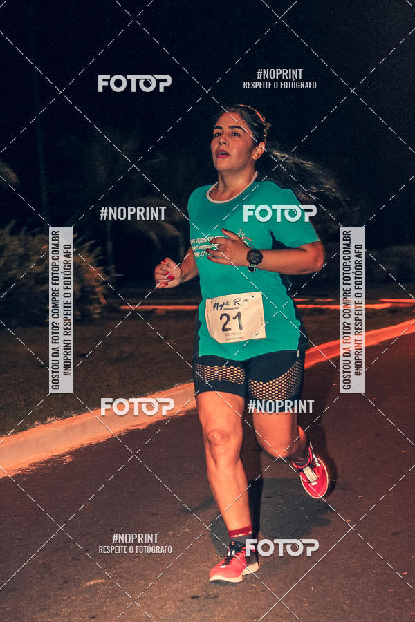 Buy your photos of the eventNight Run 5K 10K Praia Grande on Fotop