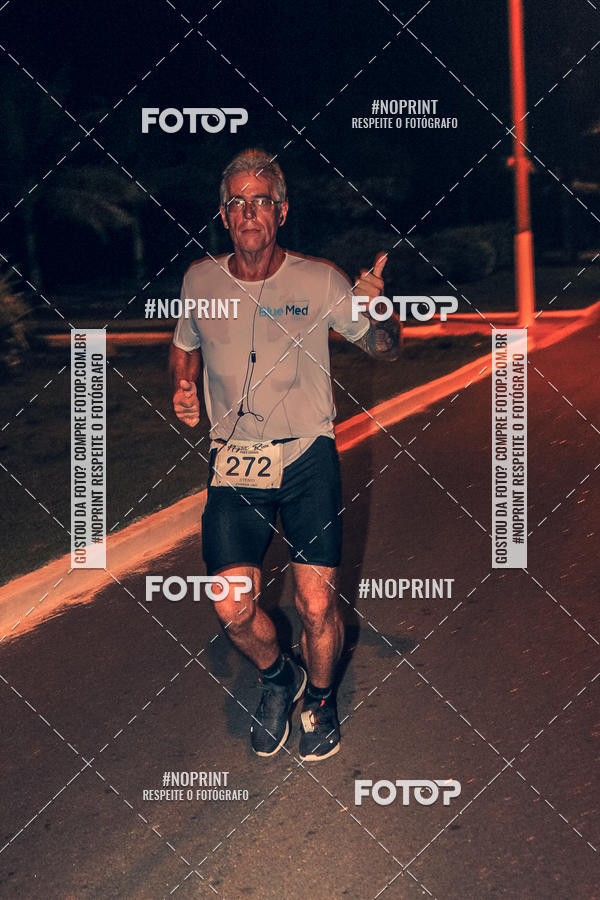 Buy your photos of the eventNight Run 5K 10K Praia Grande on Fotop