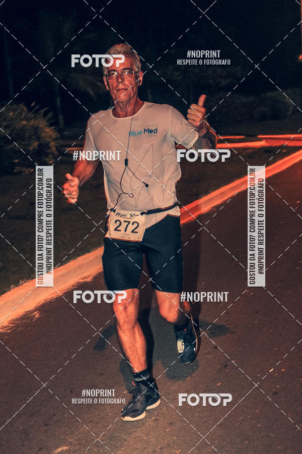 Buy your photos of the eventNight Run 5K 10K Praia Grande on Fotop