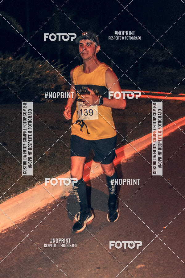 Buy your photos of the eventNight Run 5K 10K Praia Grande on Fotop