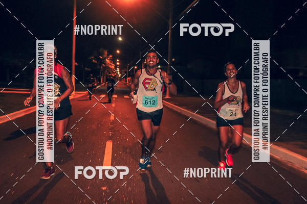 Buy your photos of the eventNight Run 5K 10K Praia Grande on Fotop